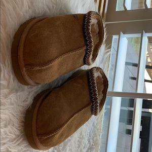 Ugg slippers